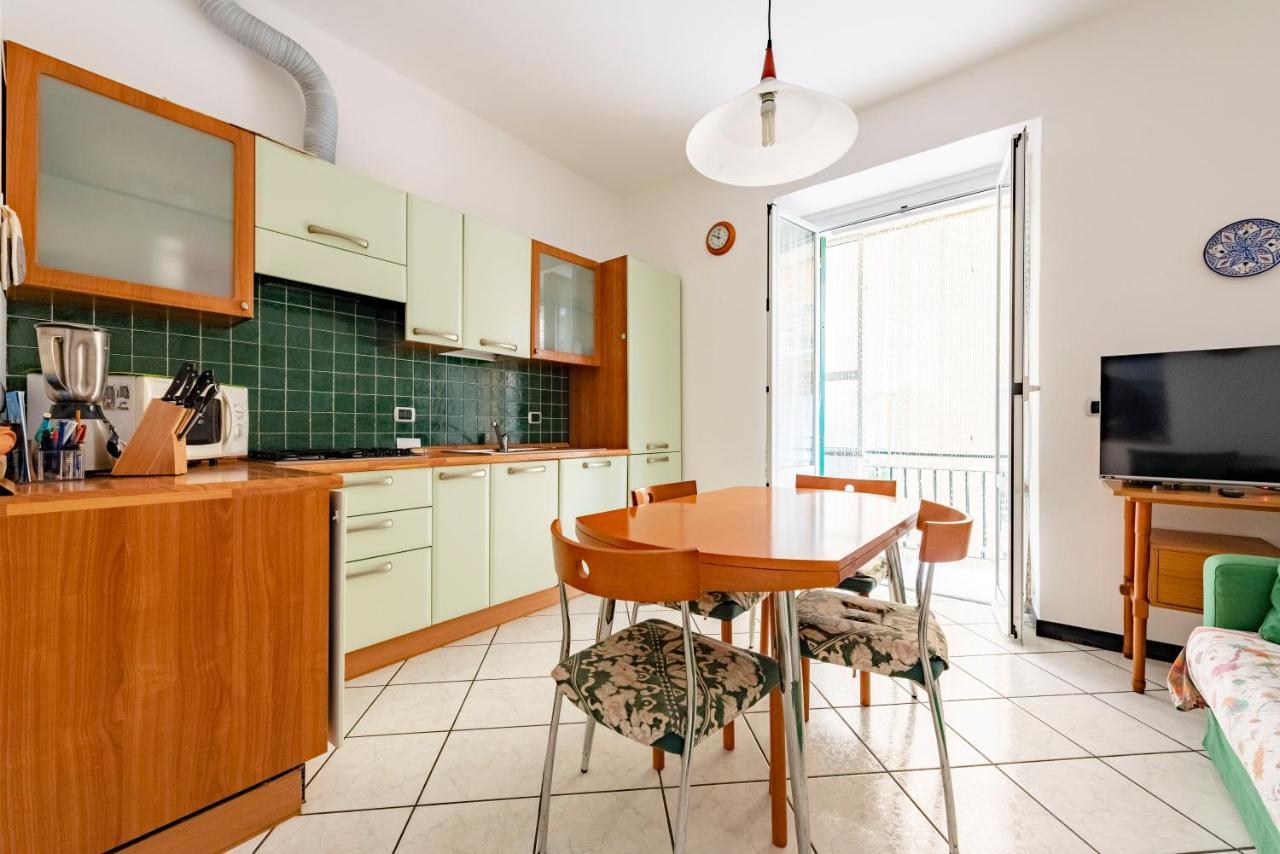 Joivy Cosy Flat With Parking In Chiavari Exterior foto